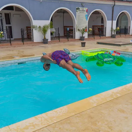 Hotel Km 0 3*
