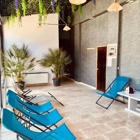 Km 0 Hotel